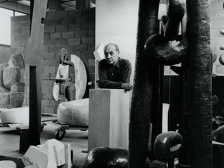 Isamu Noguchi 1.jpg