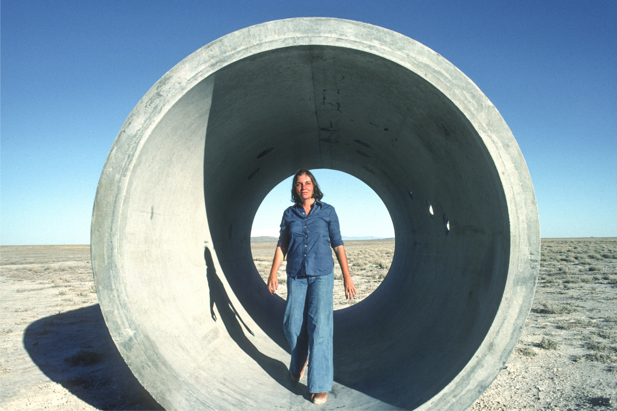 Nancy-Holt-Sun-Tunnels